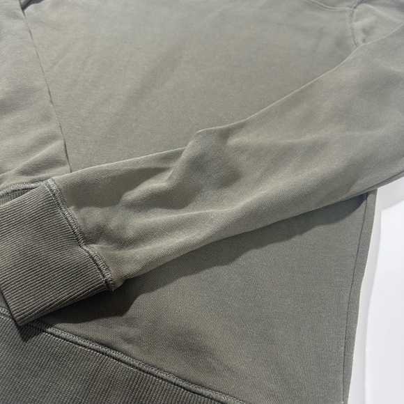 Men’s Michael Starts Crew Neck Sweatshirt, Green, Size Medium - Picture 9 of 10